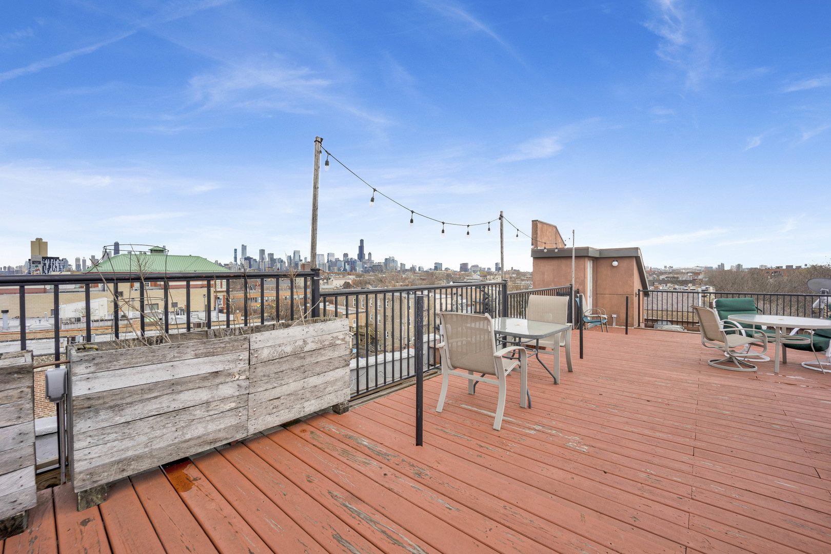 1925 W Division Street Unit: 2