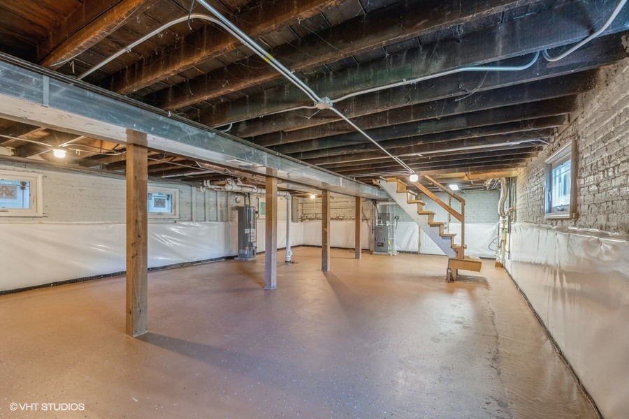 927 Green Bay Road