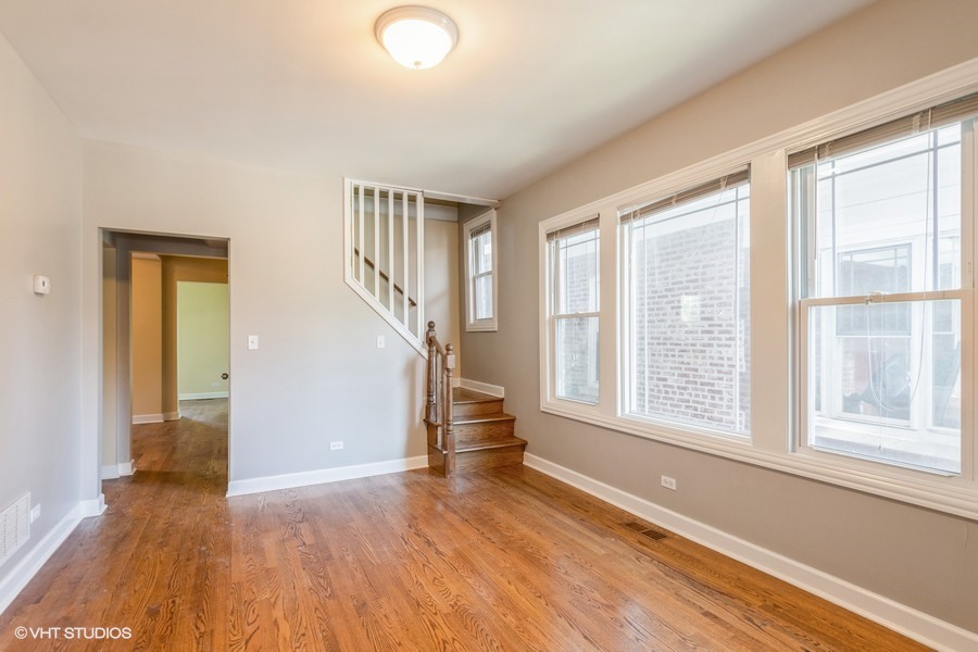 927 Green Bay Road