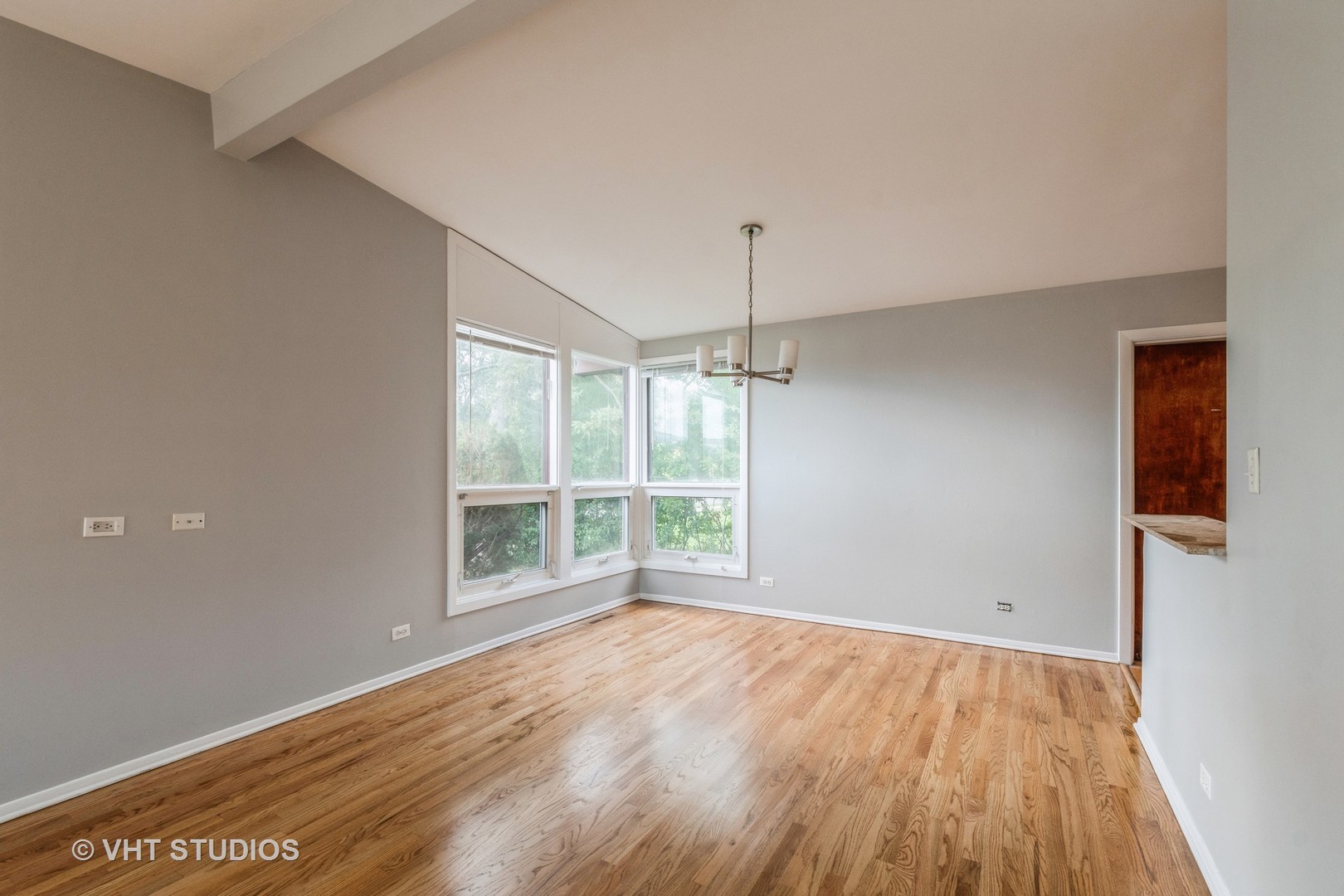 833 Lavergne Avenue