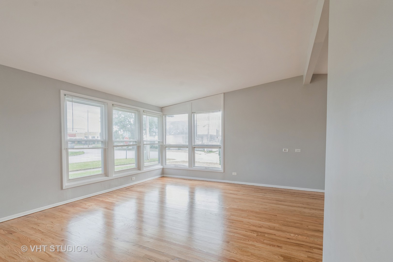 833 Lavergne Avenue