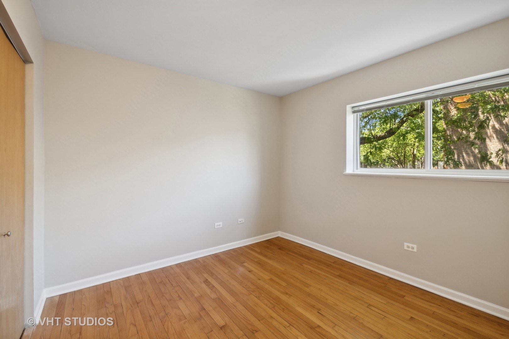 120 Chicago Avenue Unit: B