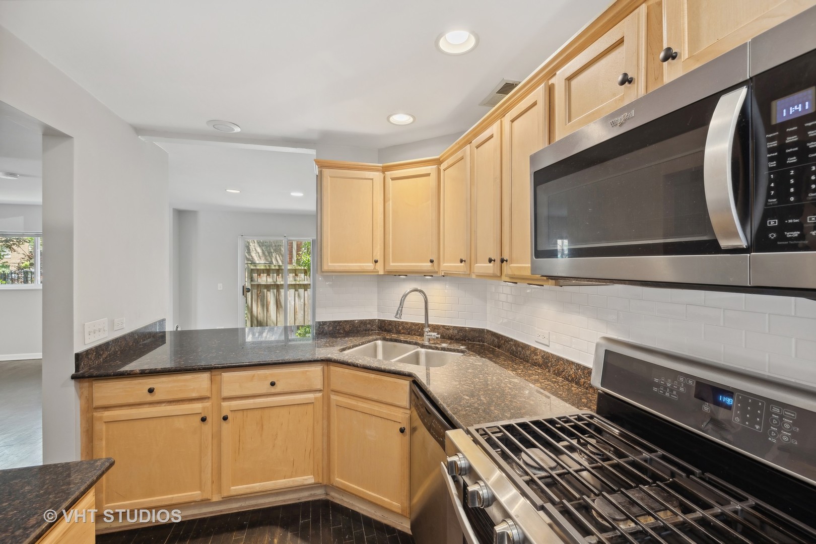 120 Chicago Avenue Unit: B