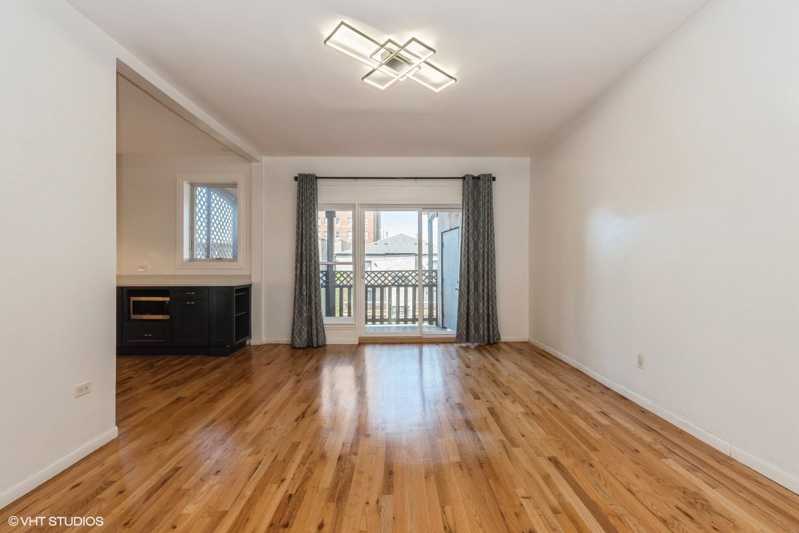 900 W Lakeside Place Unit: 6