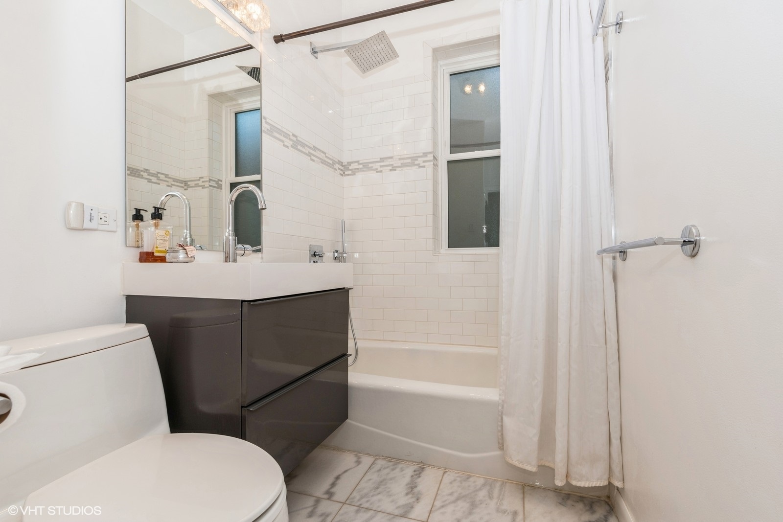 900 W Lakeside Place Unit: 6