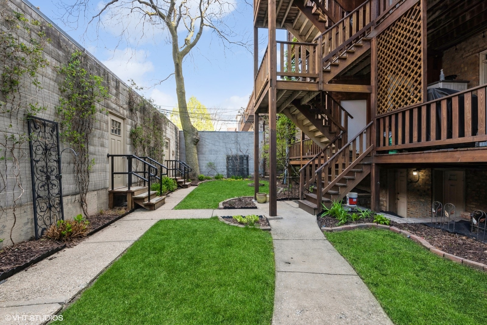 900 W Lakeside Place Unit: 6