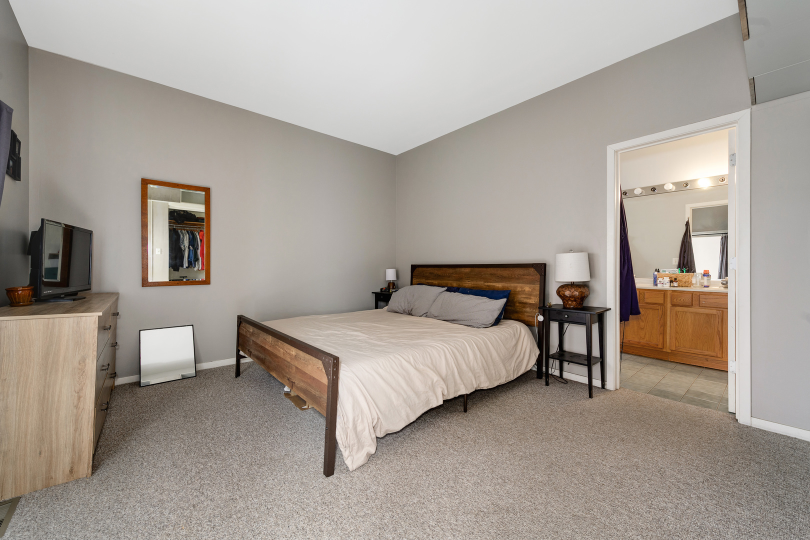 1359 W Fillmore Street Unit: A