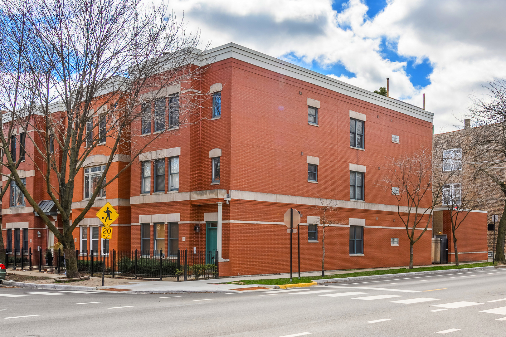 1359 W Fillmore Street Unit: A