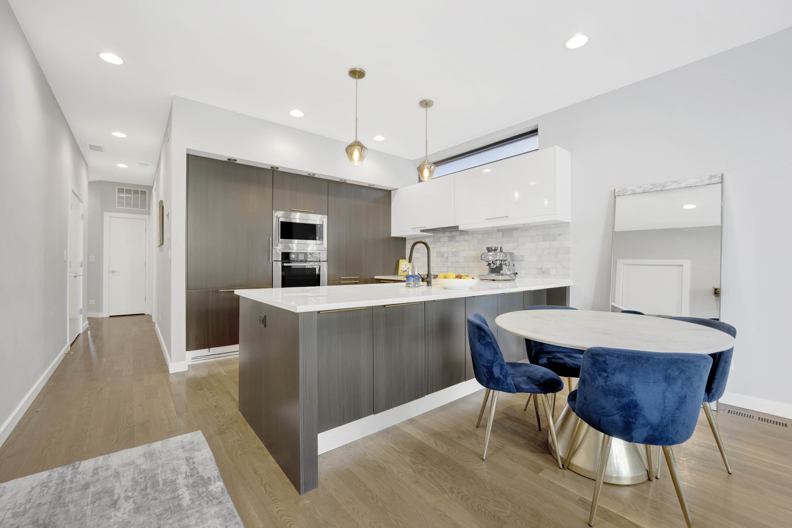 1902 W Armitage Avenue Unit: 2