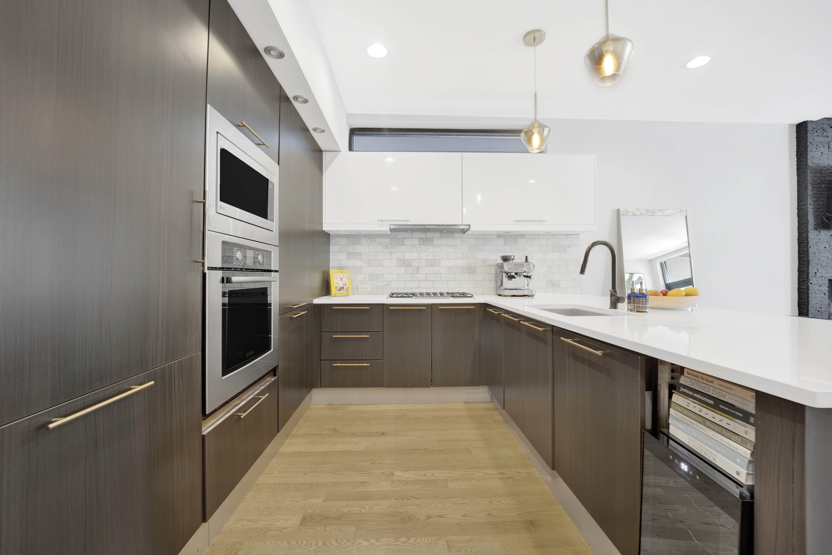 1902 W Armitage Avenue Unit: 2
