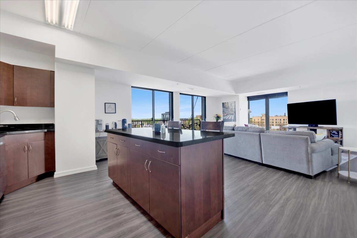 4848 N Sheridan Road Unit: 705