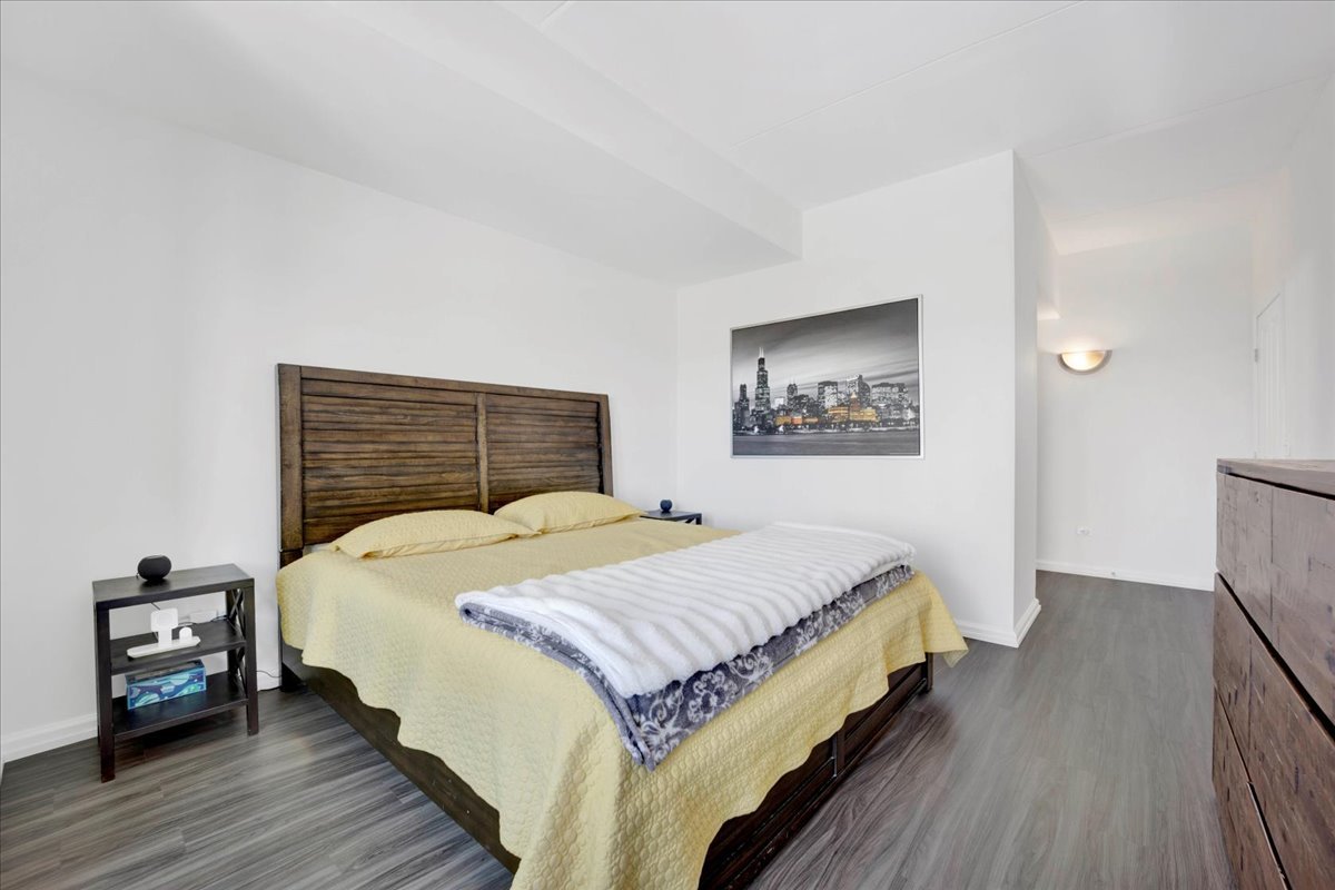 4848 N Sheridan Road Unit: 705