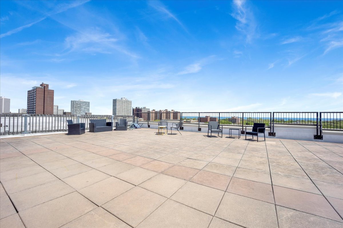 4848 N Sheridan Road Unit: 705