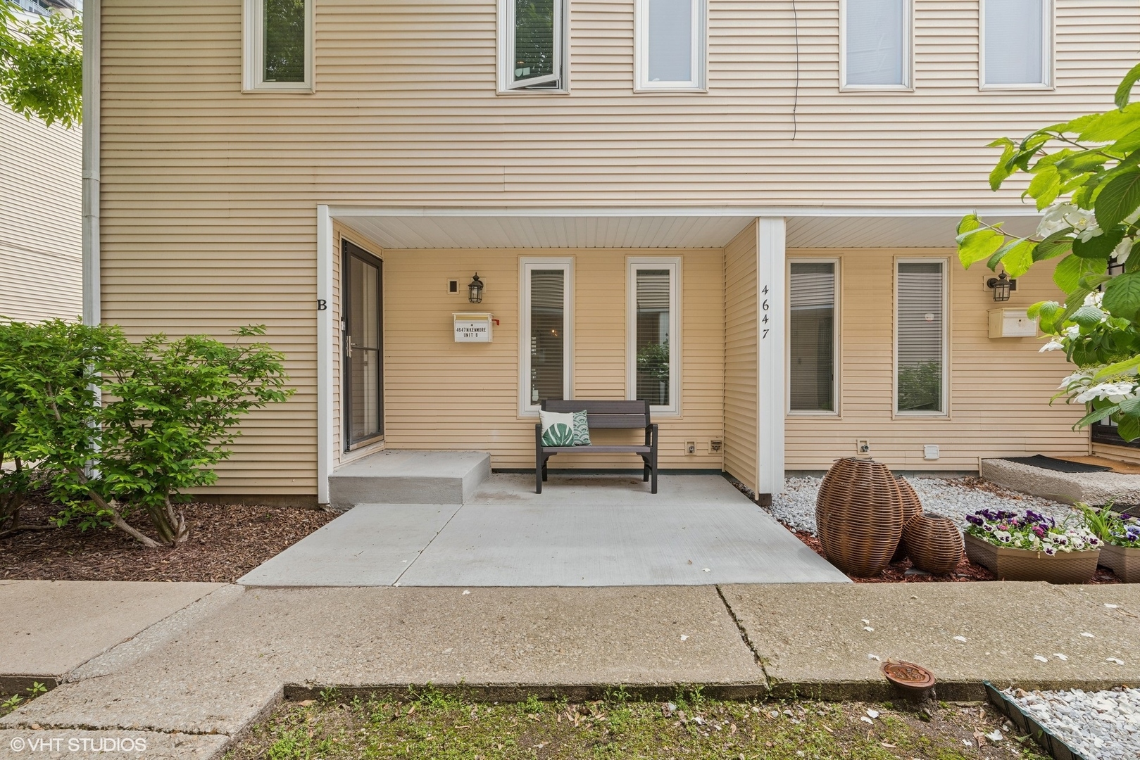 4647 N Kenmore Avenue Unit: B