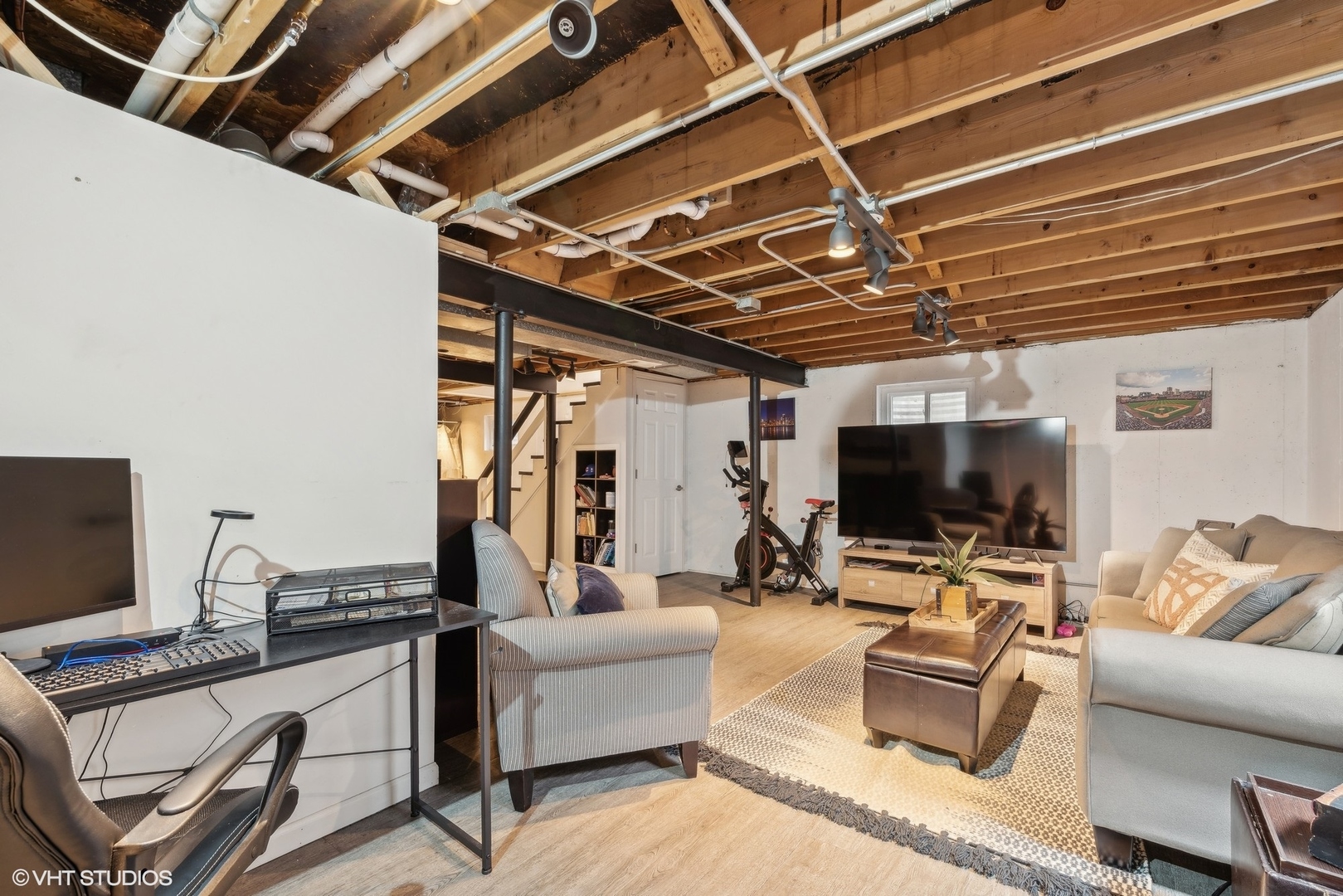 4647 N Kenmore Avenue Unit: B