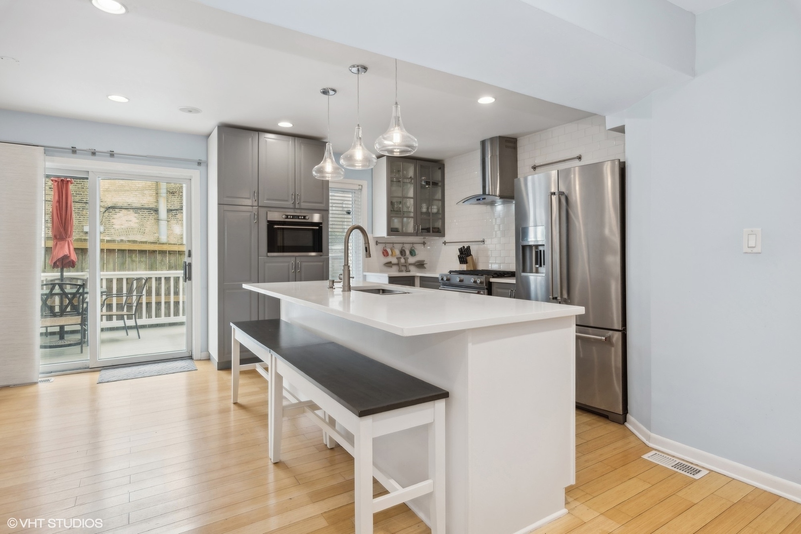 4647 N Kenmore Avenue Unit: B