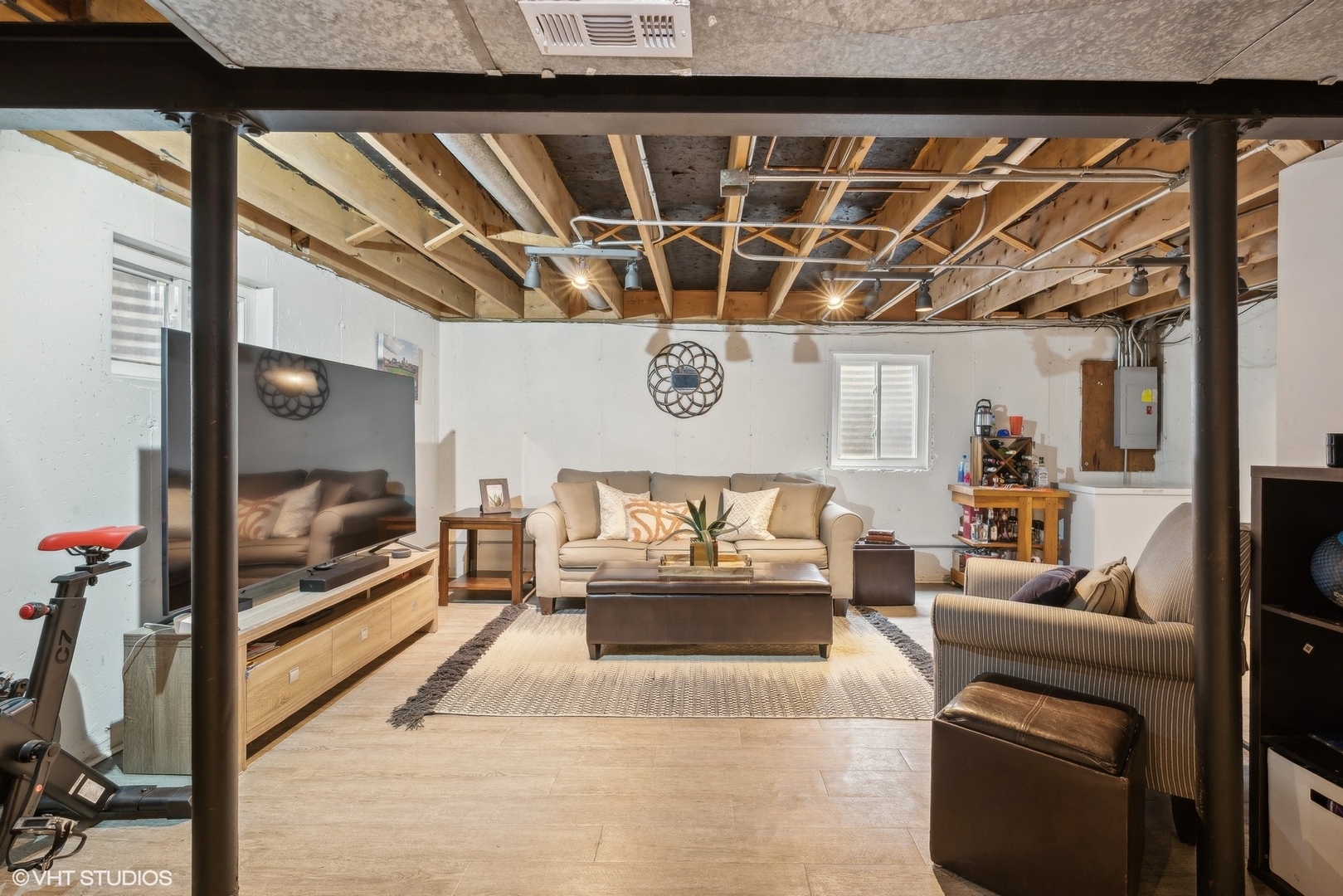 4647 N Kenmore Avenue Unit: B