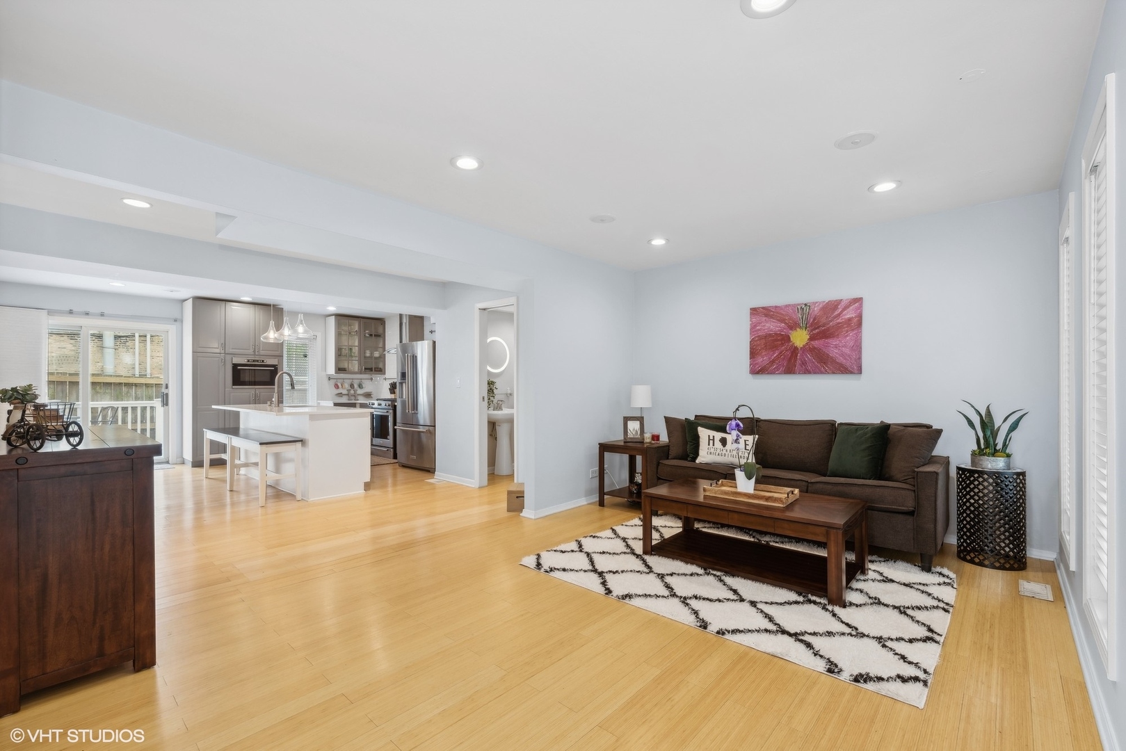 4647 N Kenmore Avenue Unit: B