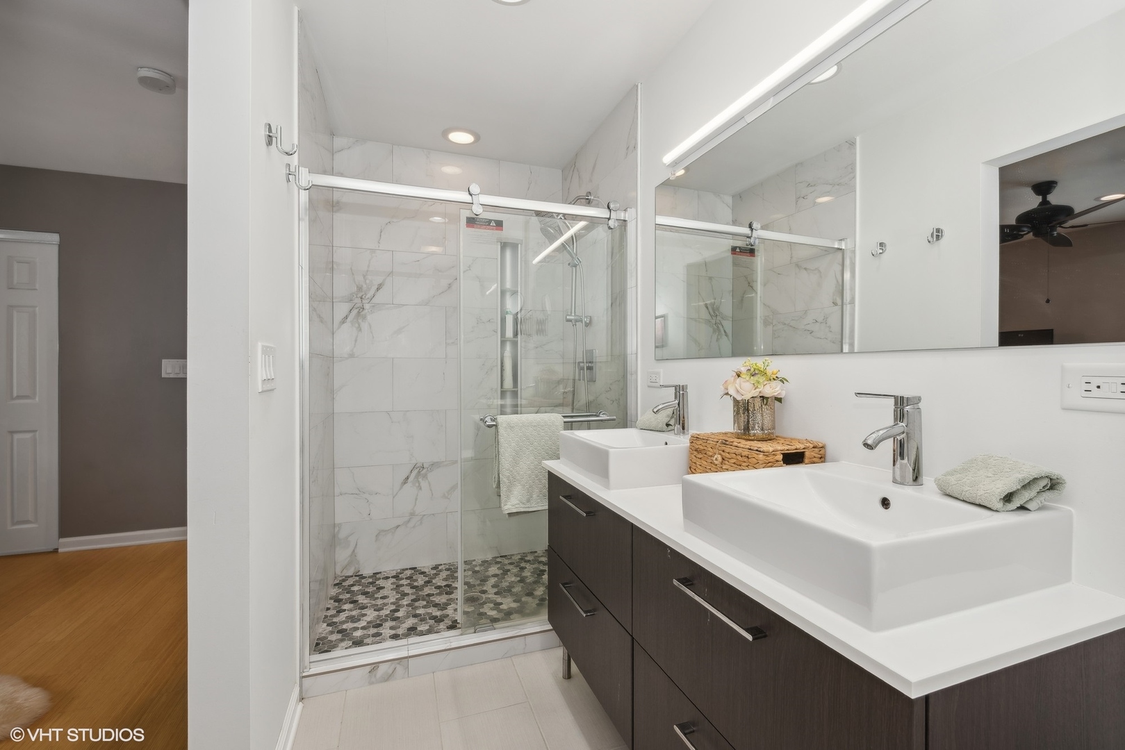 4647 N Kenmore Avenue Unit: B