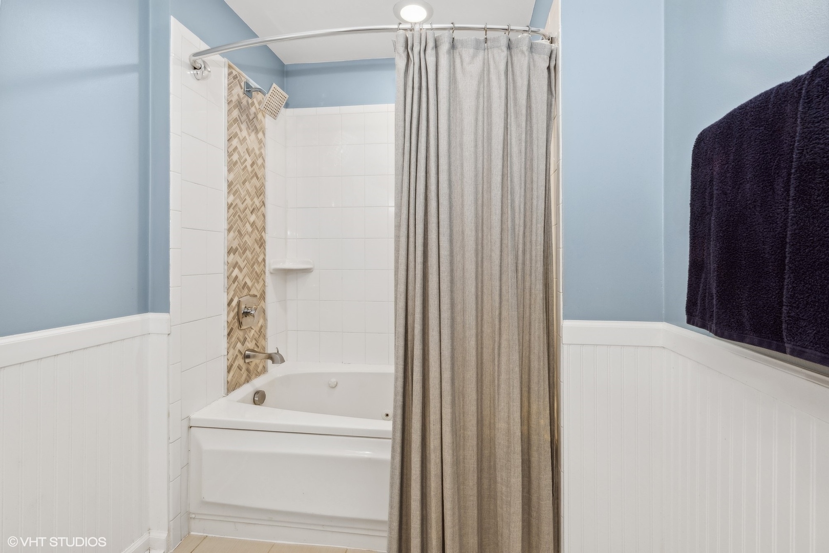4647 N Kenmore Avenue Unit: B