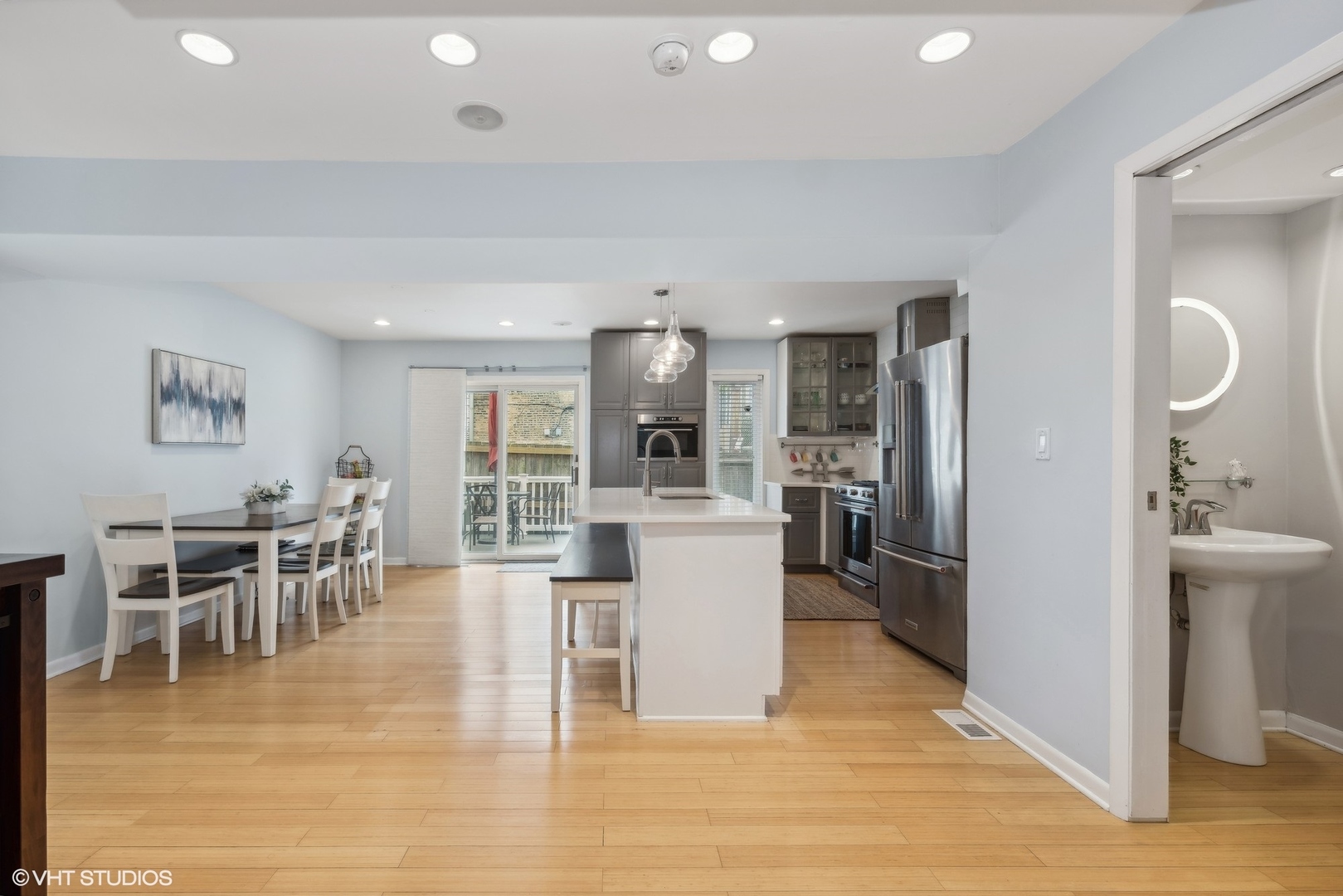 4647 N Kenmore Avenue Unit: B