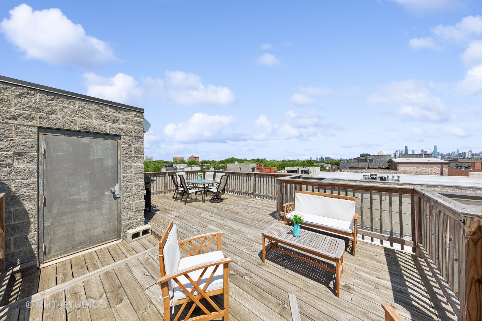 2136 W DIVISION Street Unit: 3