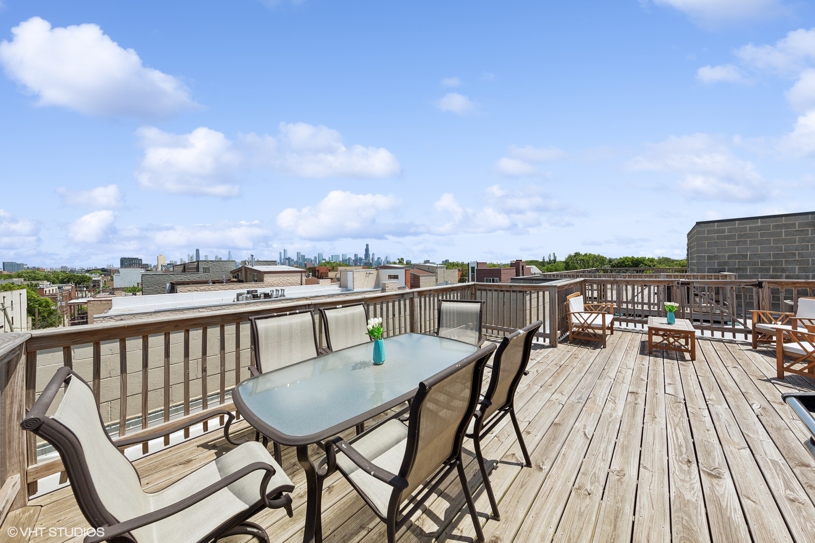 2136 W DIVISION Street Unit: 3