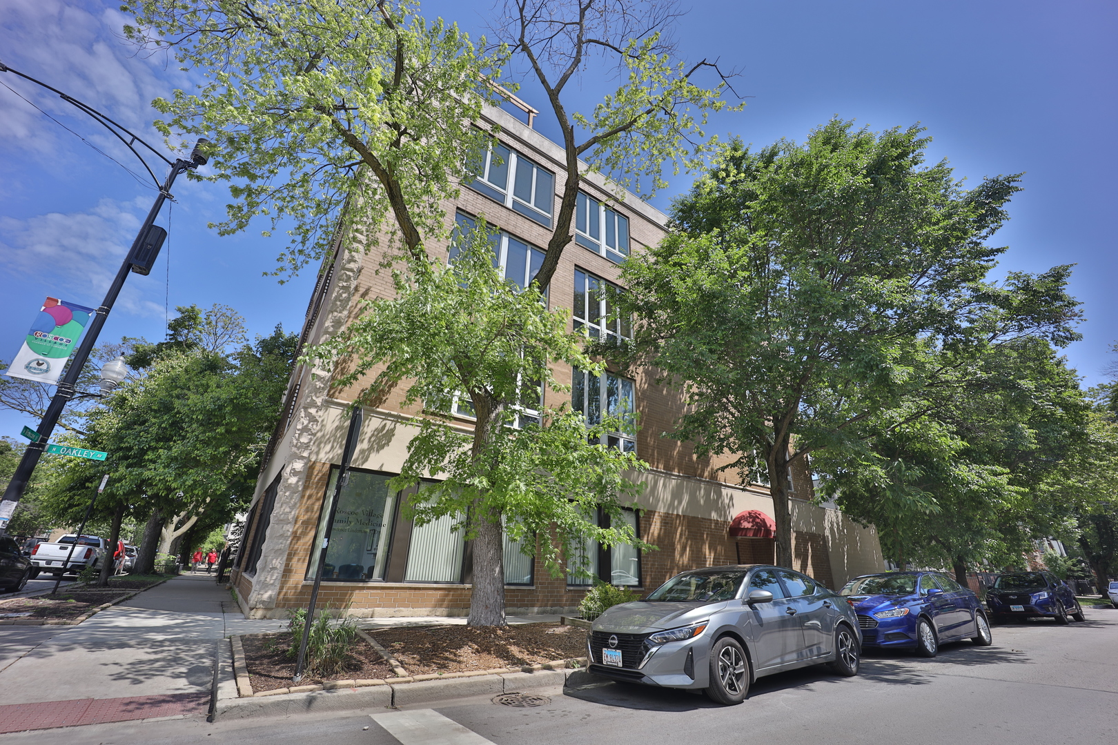 2255 W Roscoe Avenue Unit: 303