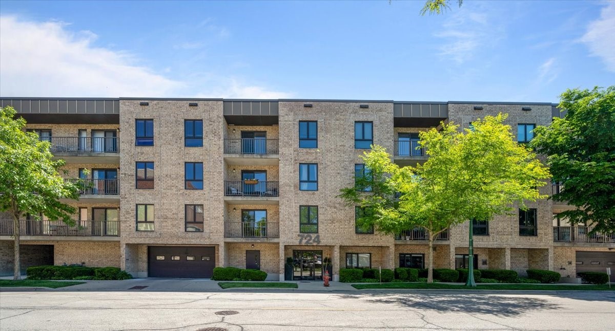 724 12th Street Unit: 103