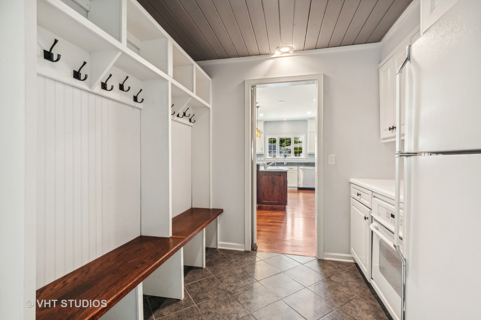35 Williamsburg Lane