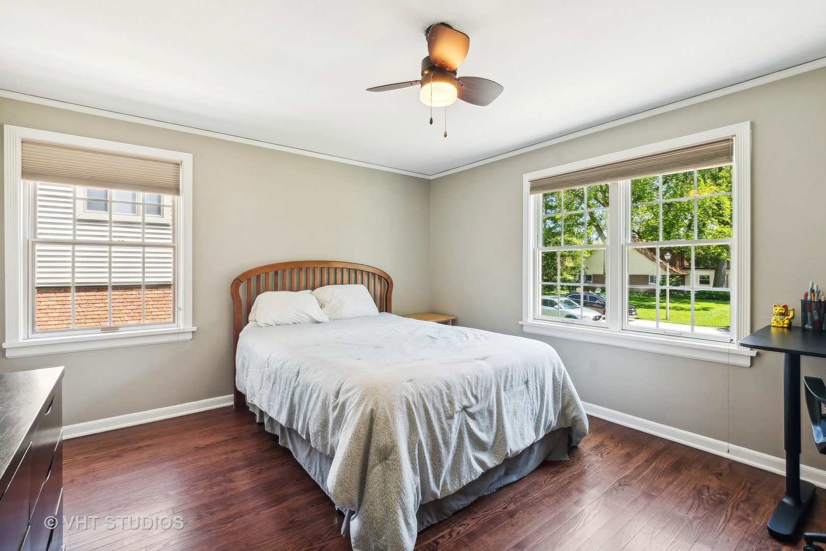 35 Williamsburg Lane