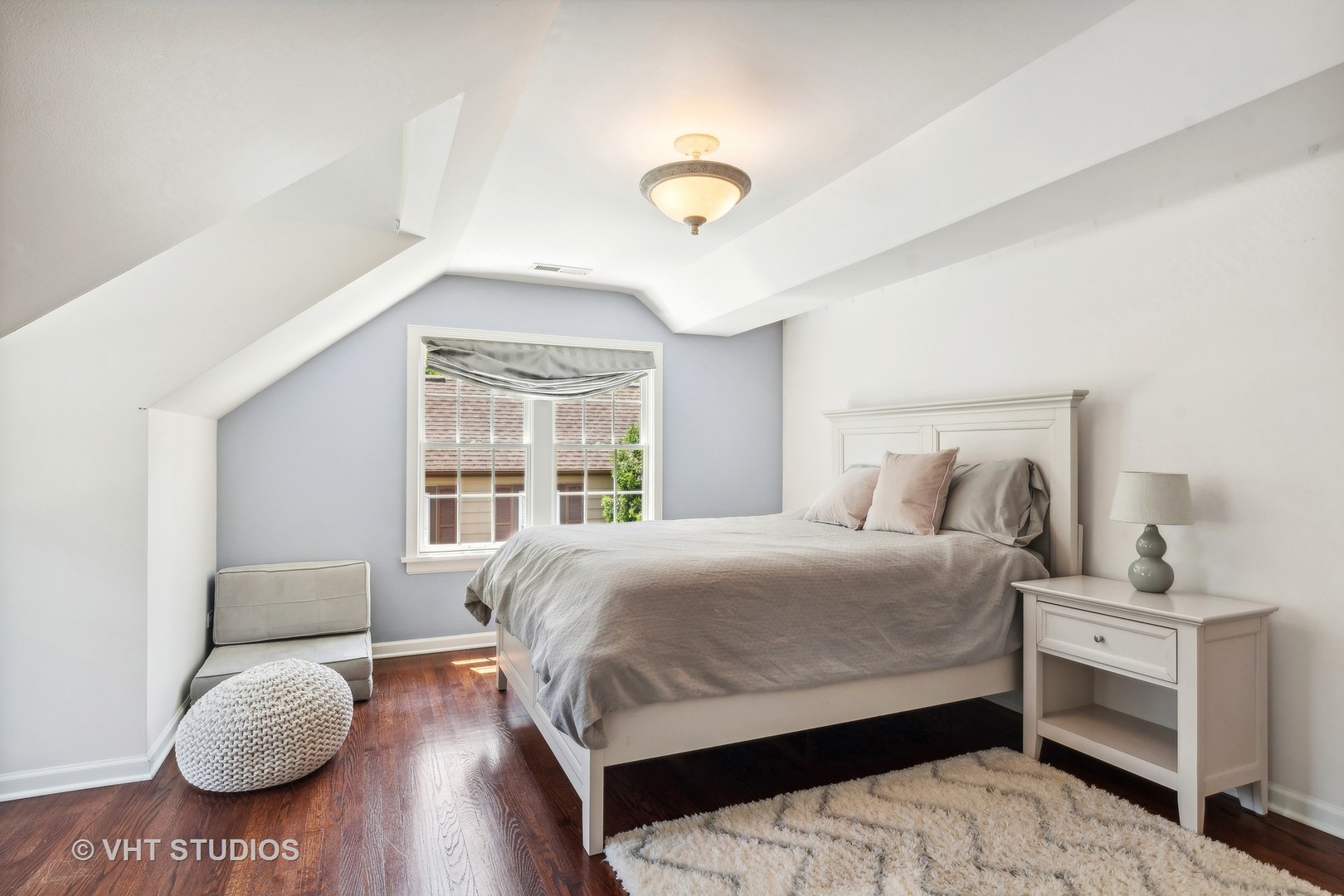 35 Williamsburg Lane