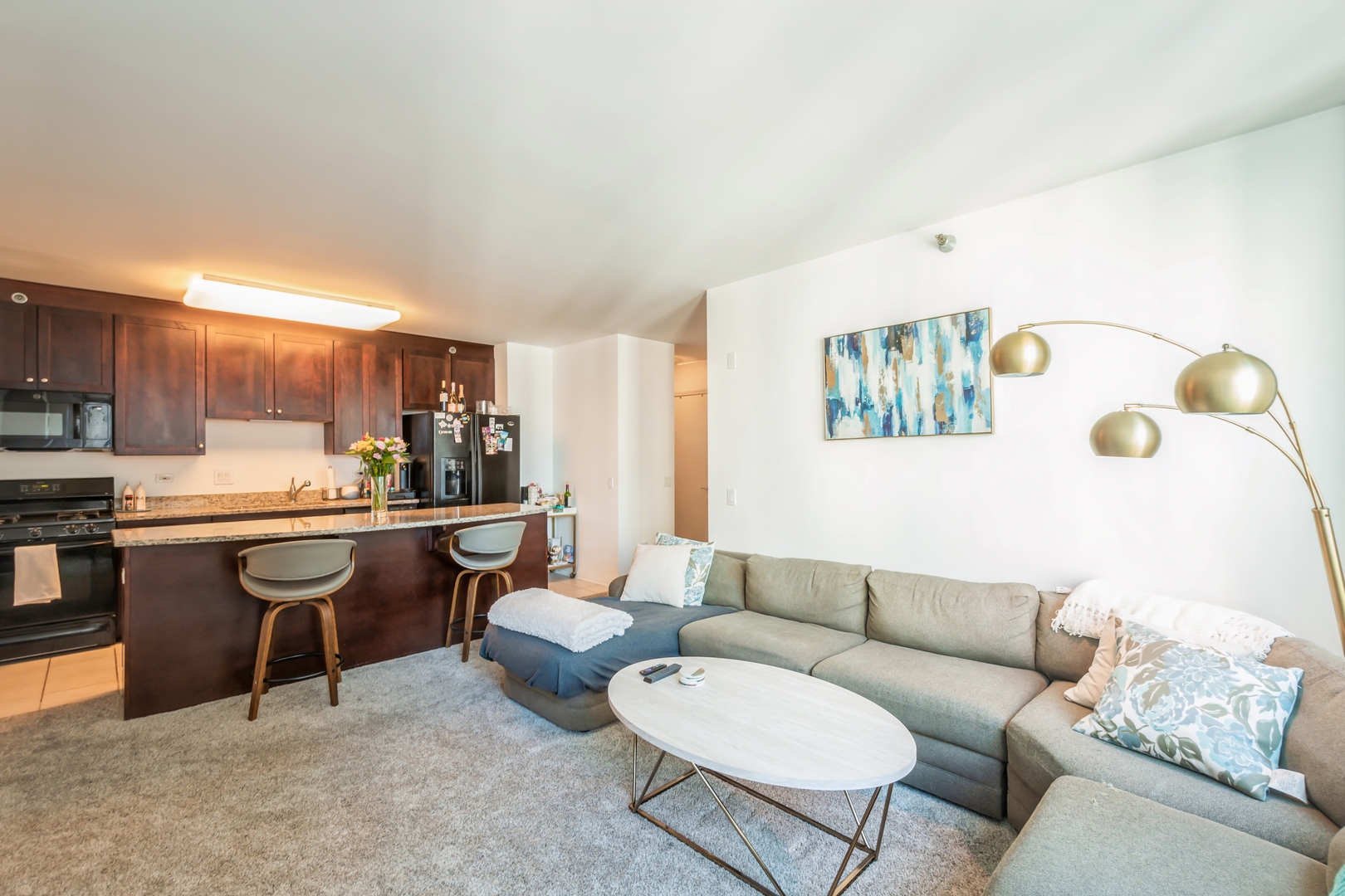 33 W ONTARIO Street Unit: 20I