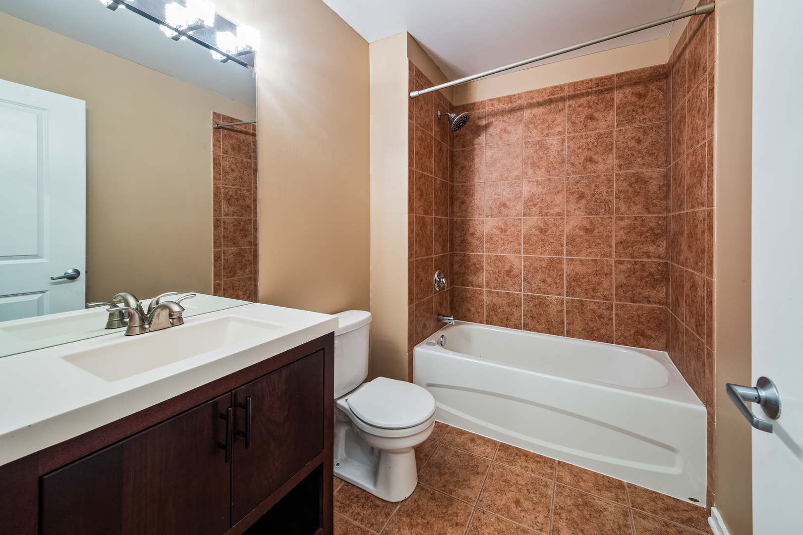 1645 W Ogden Avenue Unit: 617