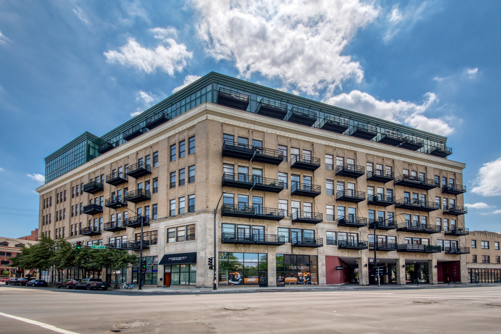 1645 W Ogden Avenue Unit: 617