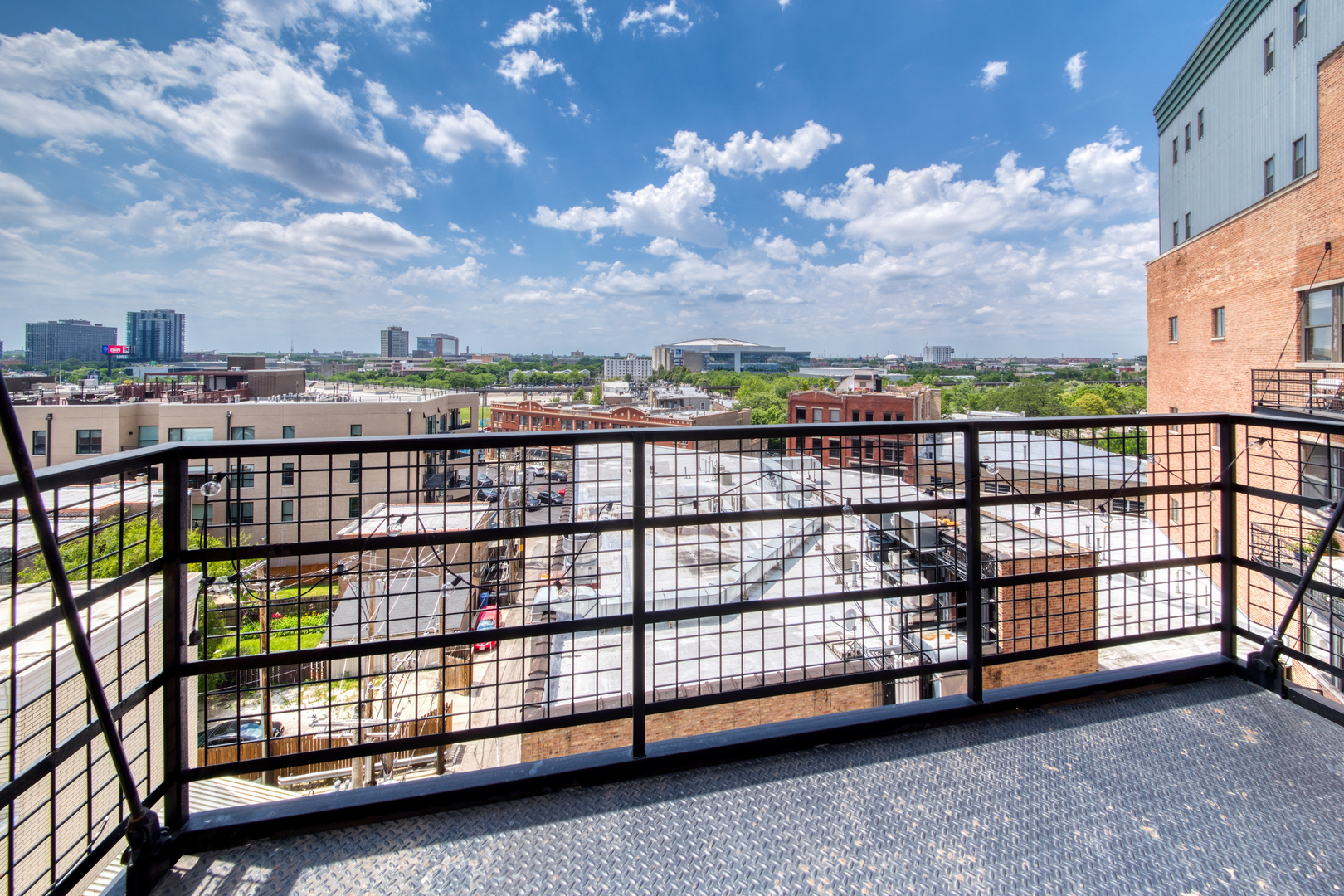 1645 W Ogden Avenue Unit: 617