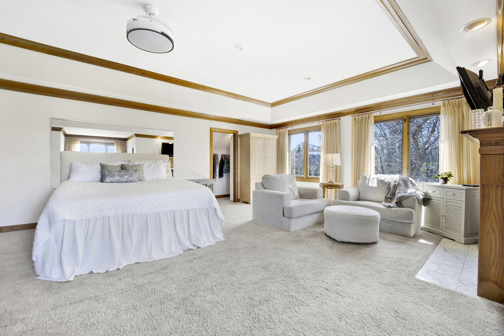 1S686 Ardennes Court