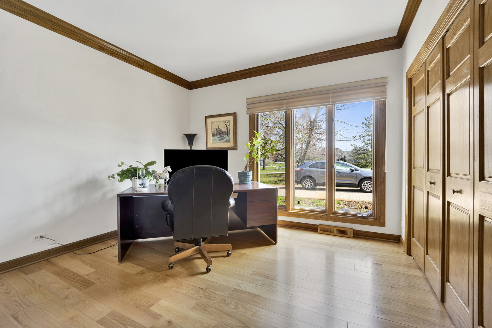 1S686 Ardennes Court