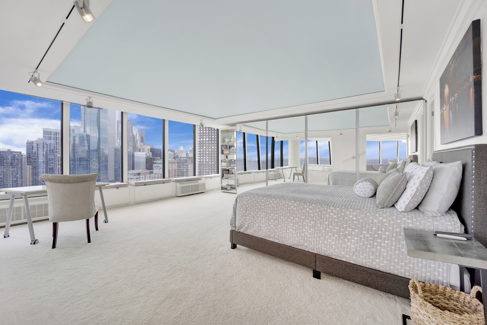 505 N Lake Shore Drive Unit: 4106-07
