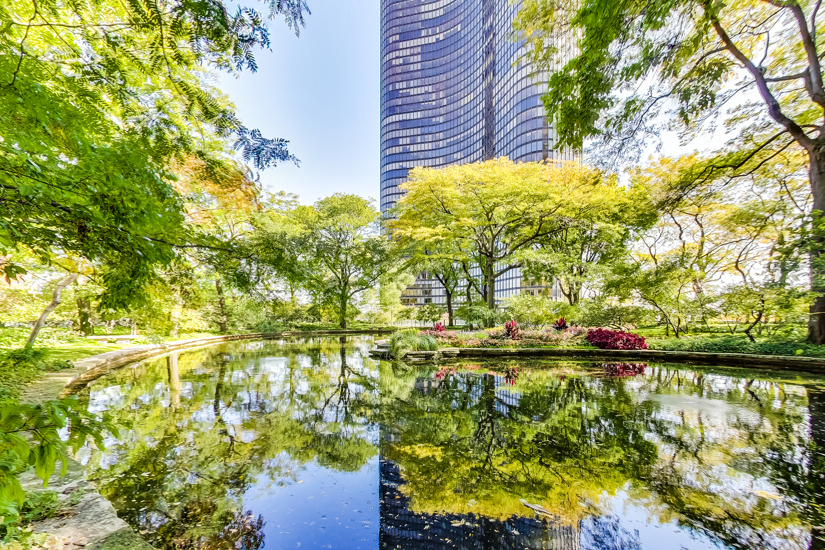505 N Lake Shore Drive Unit: 4106-07