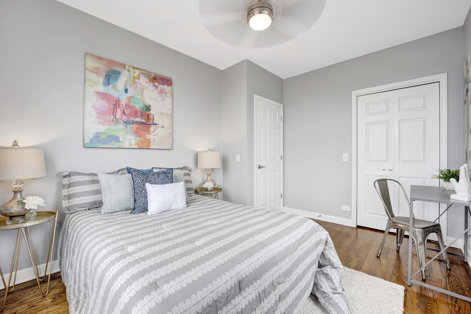 927 N Noble Street Unit: 4