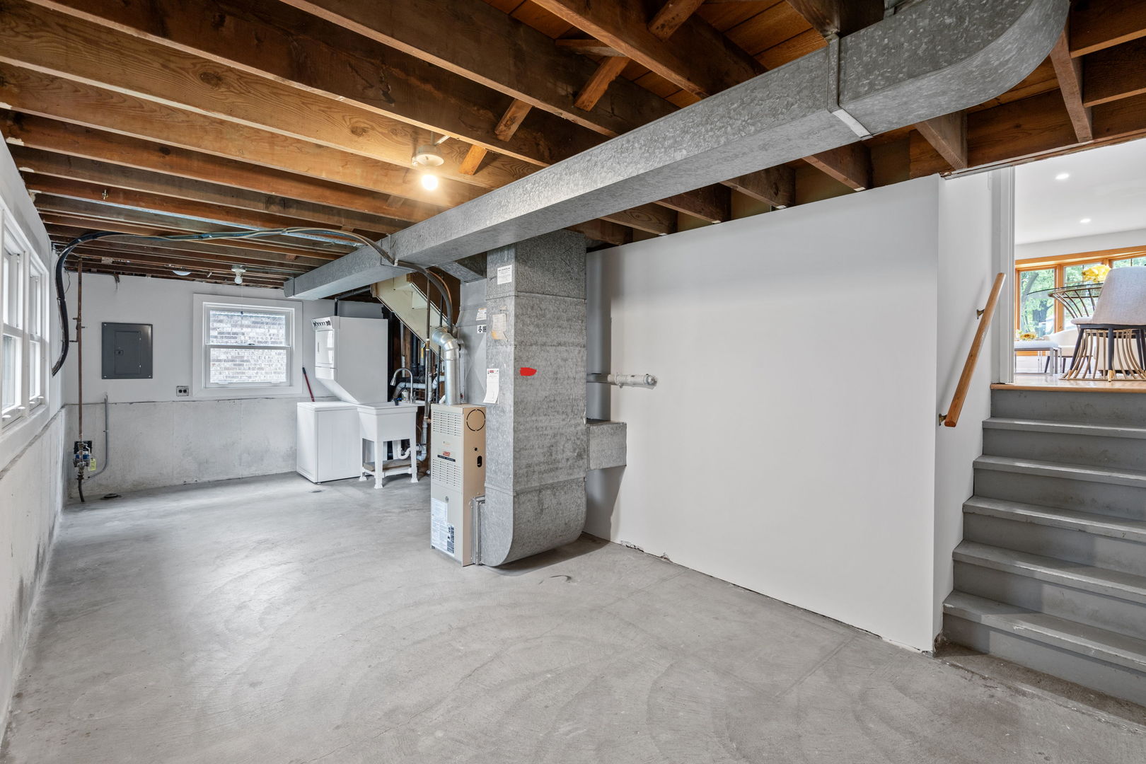 1345 S EVERGREEN Avenue