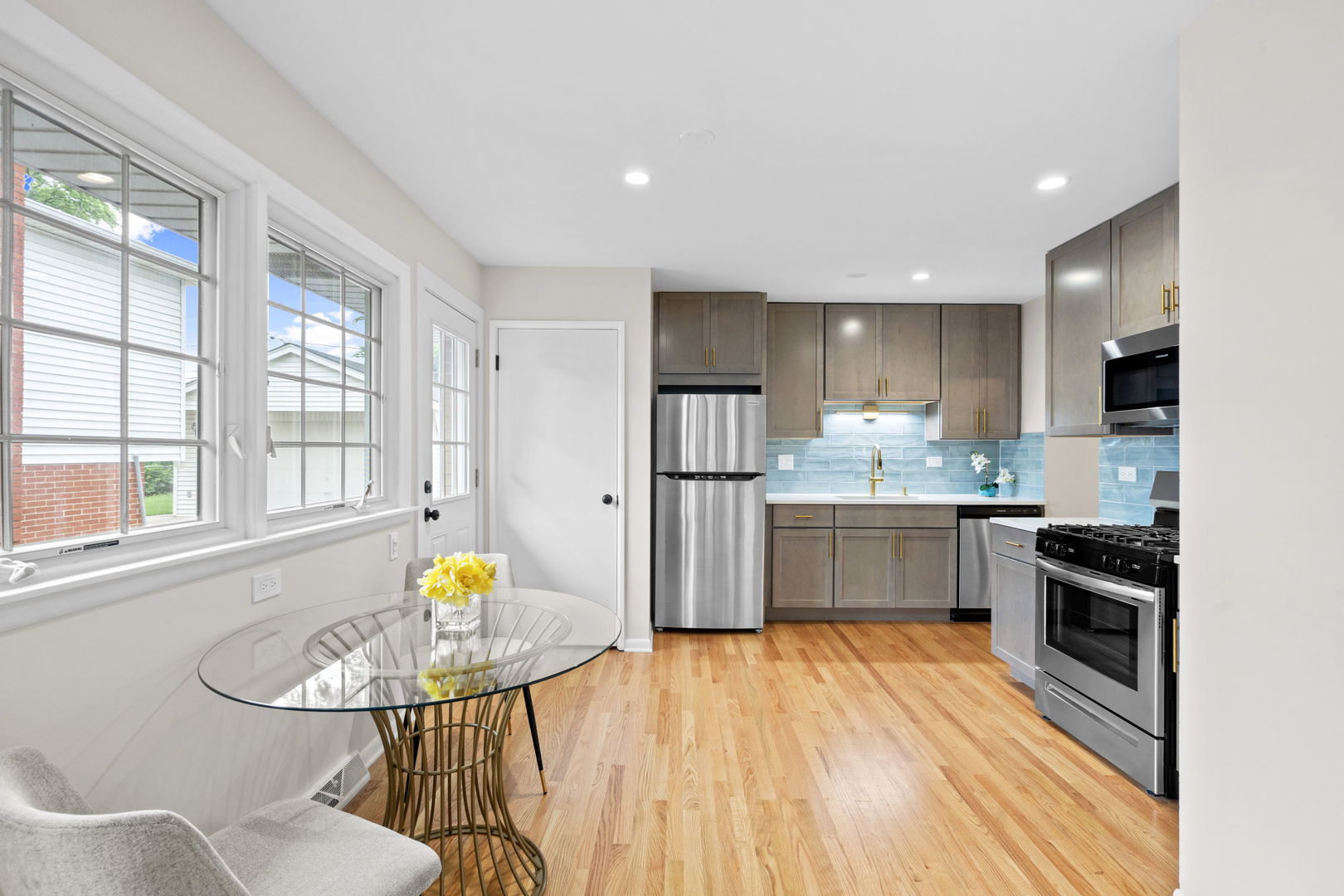 1345 S EVERGREEN Avenue