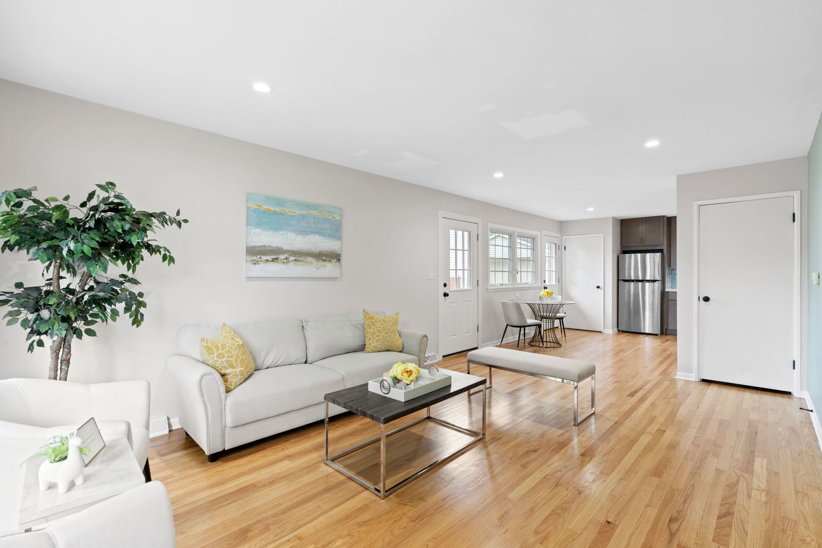 1345 S EVERGREEN Avenue
