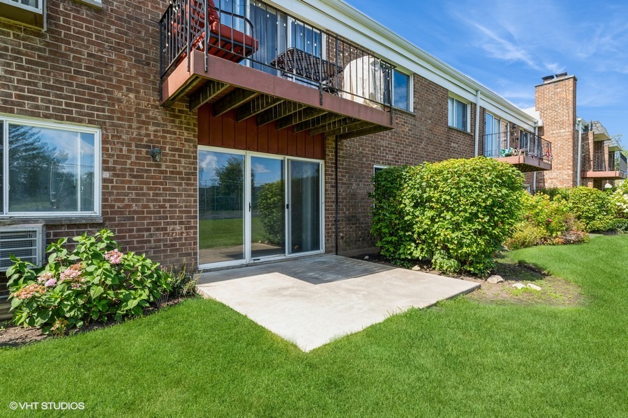 10365 DEARLOVE Road Unit: 1D
