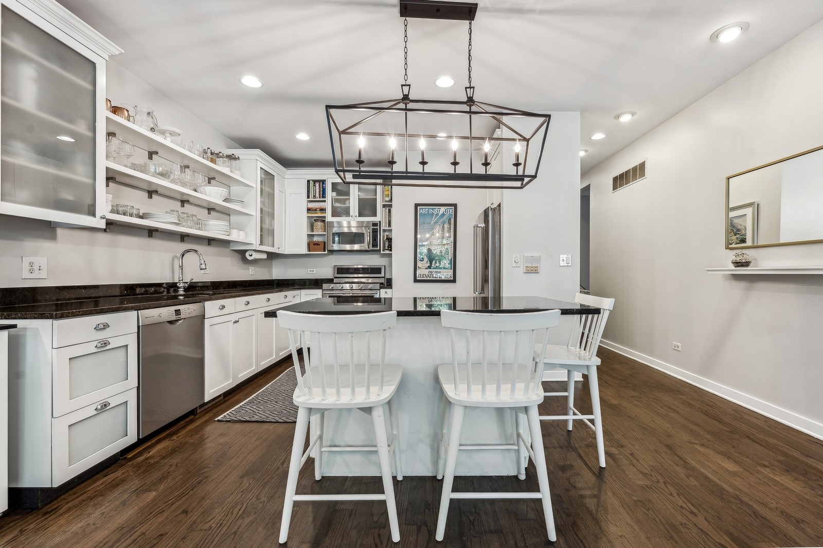 1707 N Sheffield Avenue Unit: 1