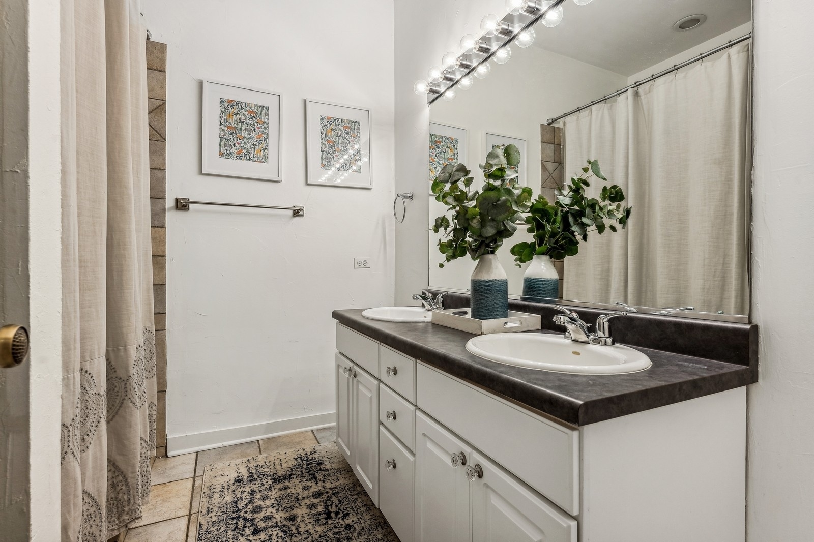 1707 N Sheffield Avenue Unit: 1