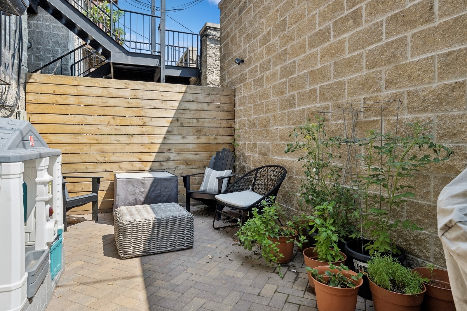 1707 N Sheffield Avenue Unit: 1