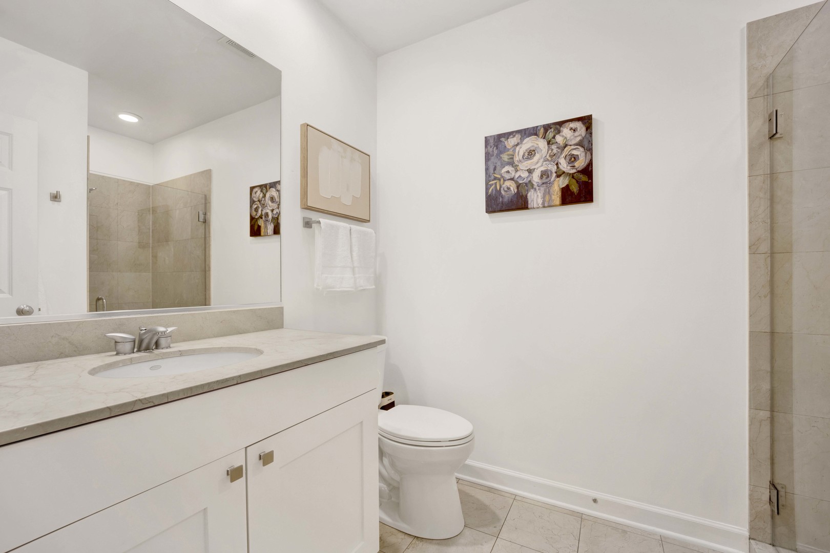 1709 N Larrabee Avenue Unit: 2N
