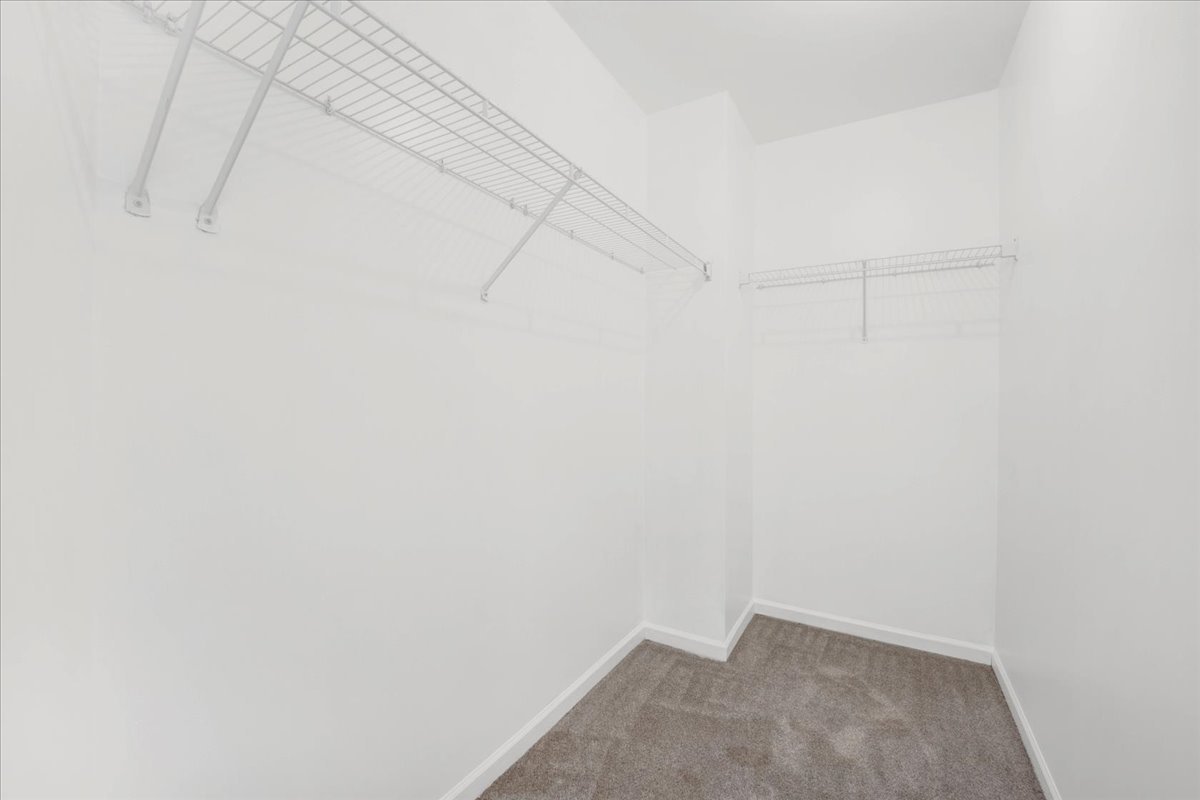 1315 S Plymouth Court Unit: J